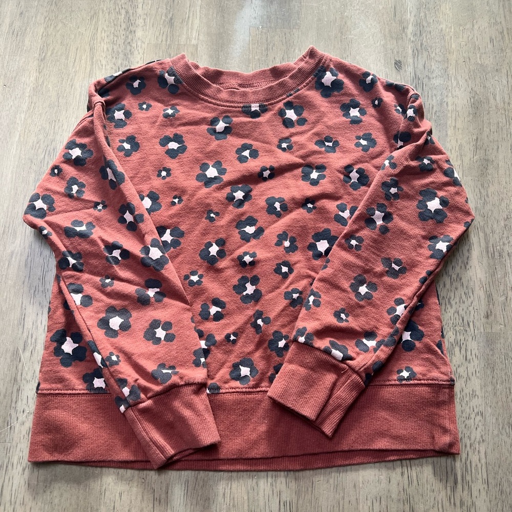 Girls leopard print pullover